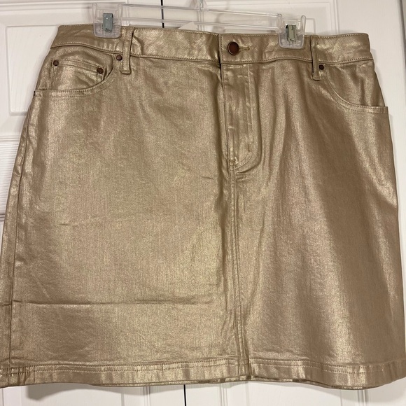 NWT Gold Metallic Mini Skirt - Picture 1 of 4